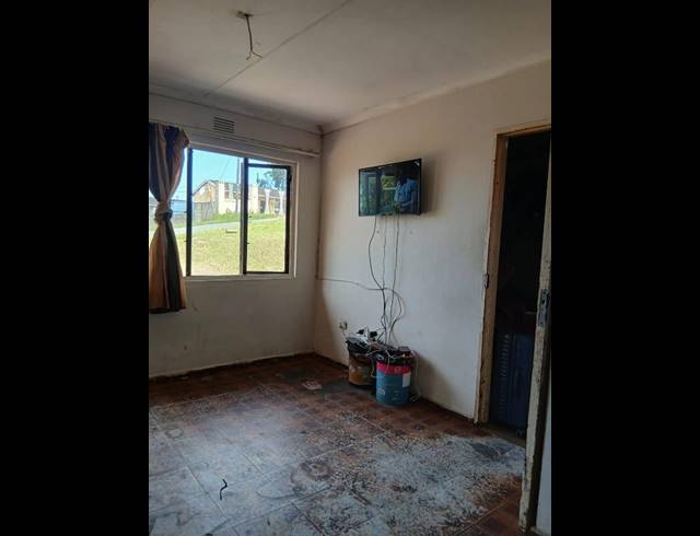 2 BEDROOM PROPERTY TO RENT IN MALAGAZI